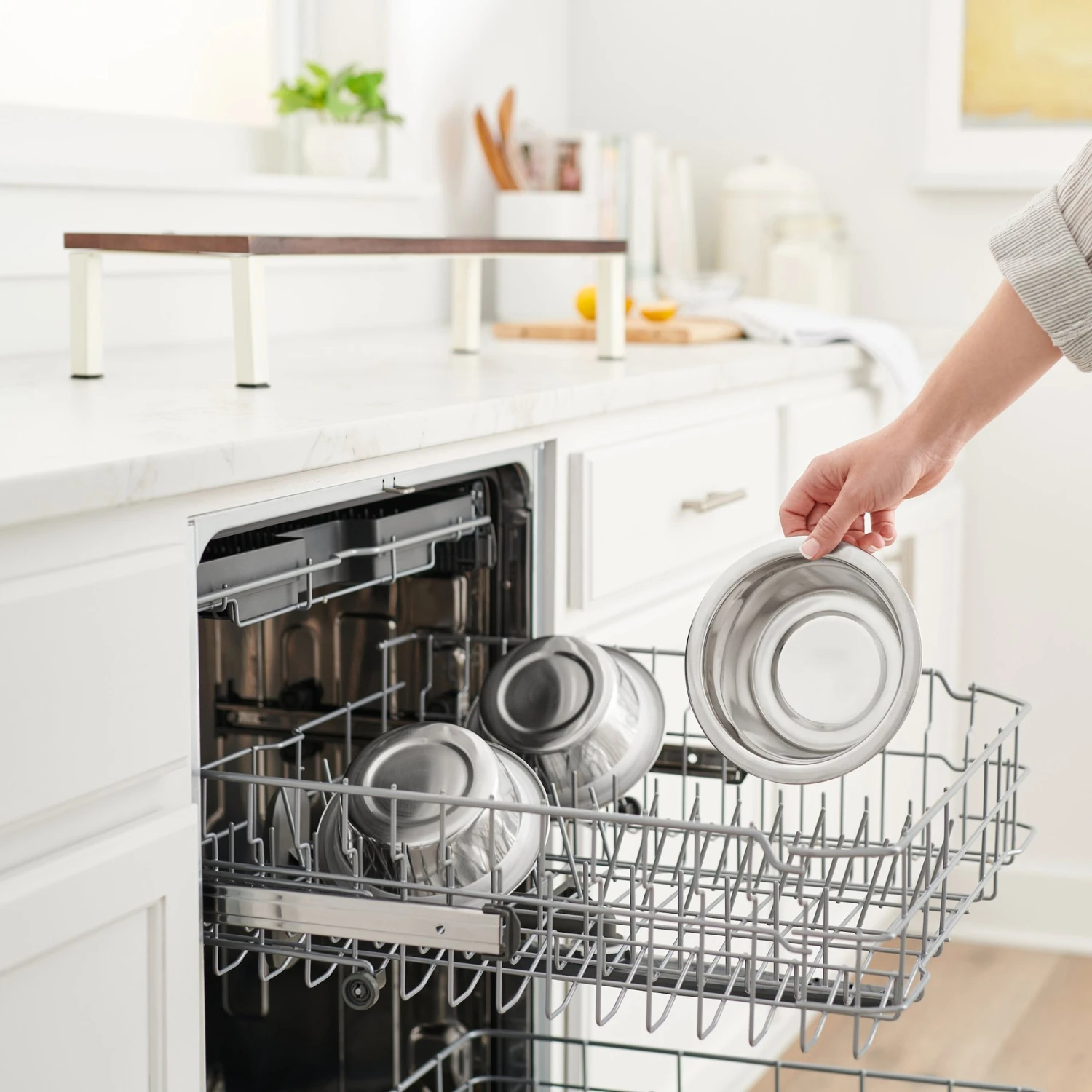 Frisco Multi Pet Feeding 3-Bowls Wood Stainless Steel Dog & Cat Bowl, Dark Wooden - Image 5