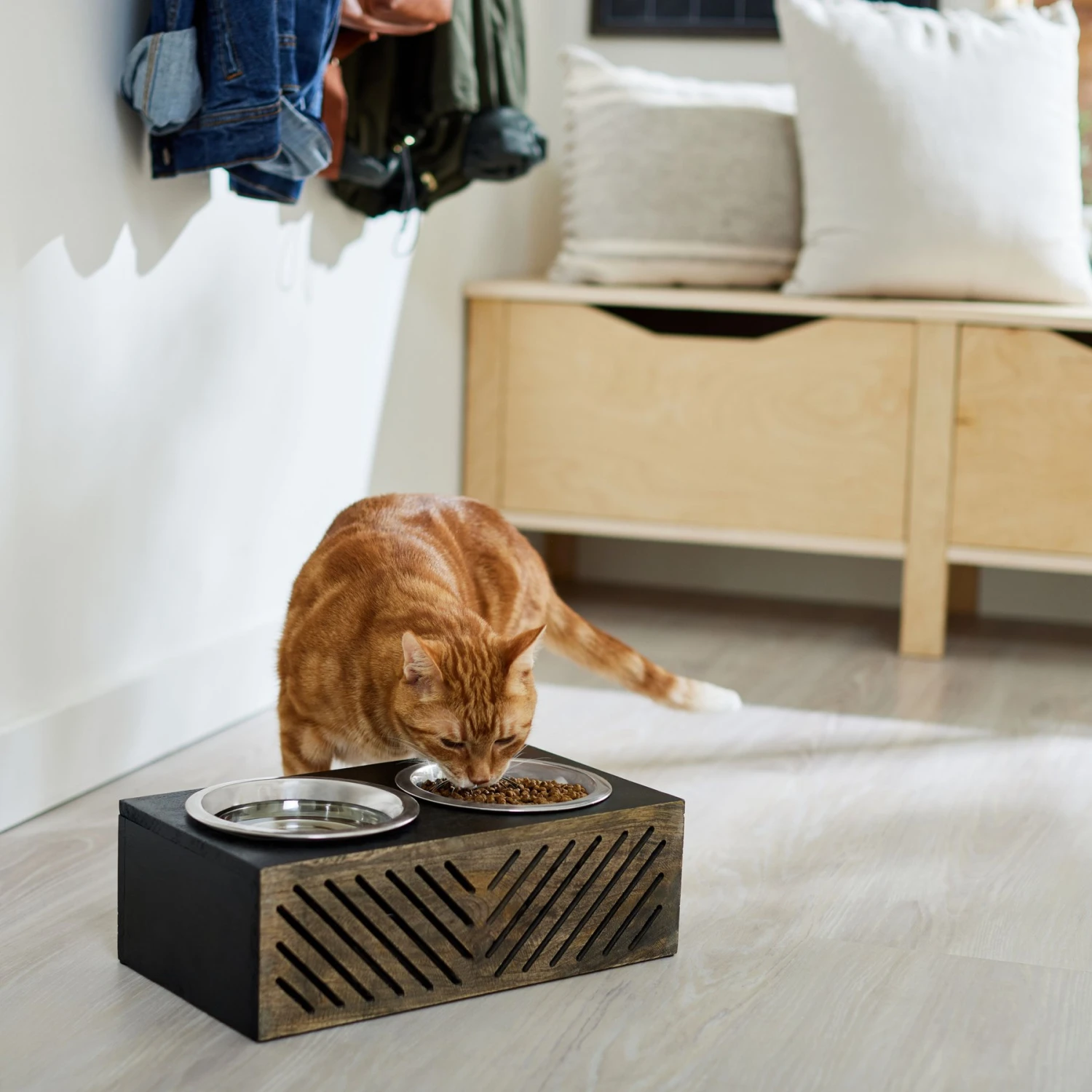 Frisco Premium Wood Elevated Stainless Steel Double Diner Dog & Cat Bowl, Black, 3 Cup - Image 4